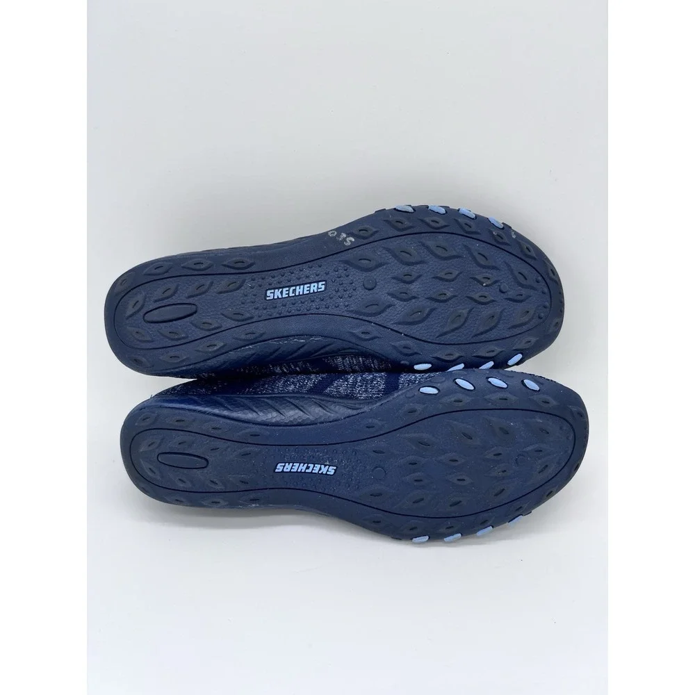 Skechers Shoes Women's 8.5 Blue Relaxed Fit Slip On Air‎ Cooled Memory Foam Knit